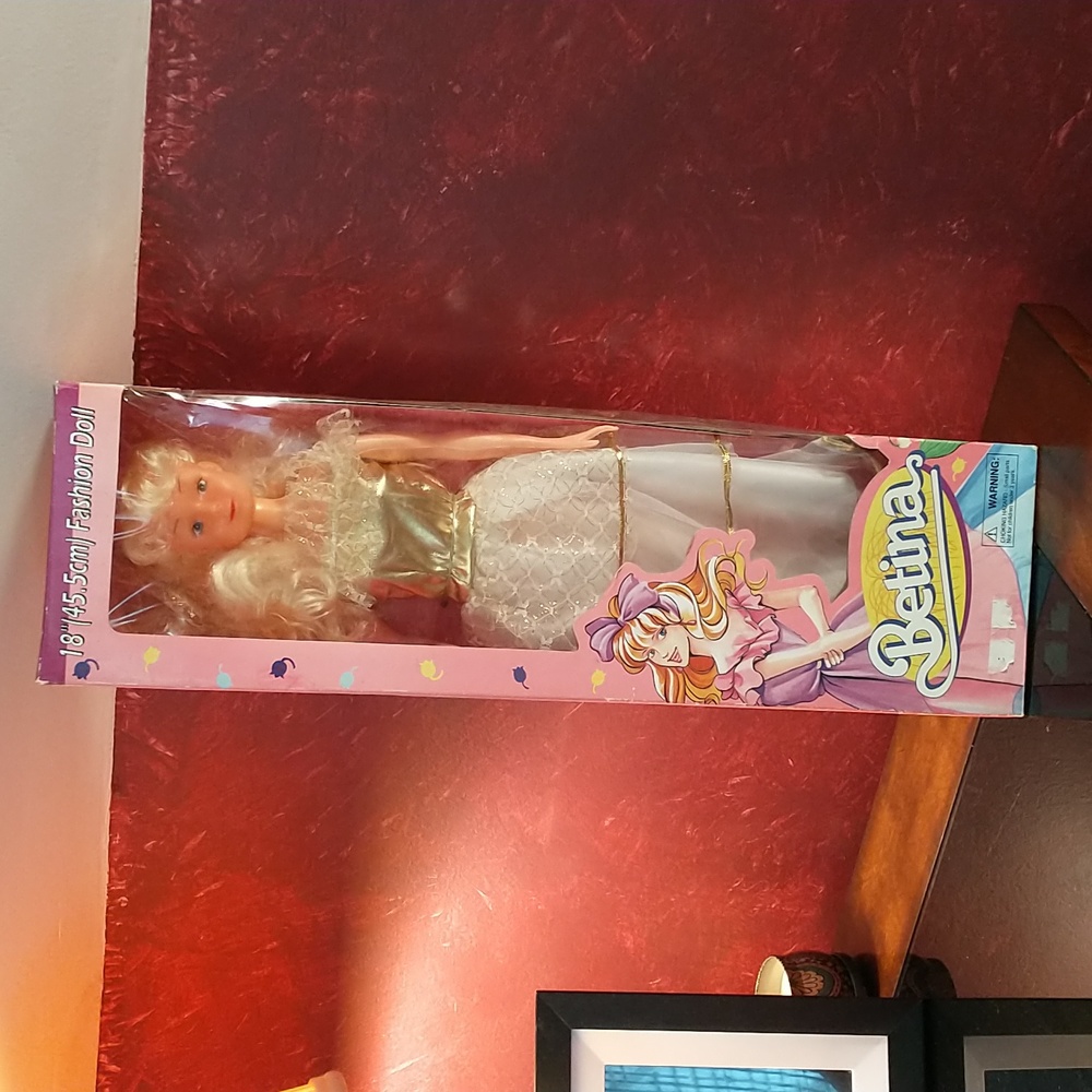 Vintage Betina Mannequin Doll w/Box - Approximately 18"T